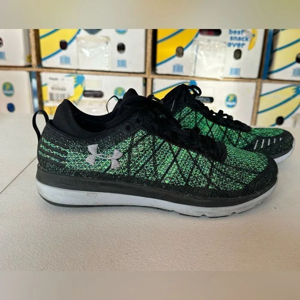 Under Armour Black and Green Running Shoes